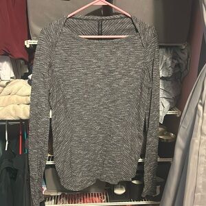 SIZE 12 long sleeve lulu tunic